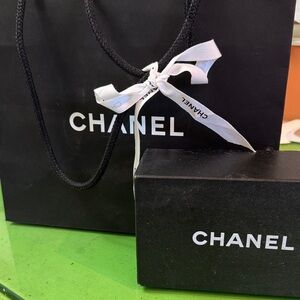 Chanel Black and White Gift Set